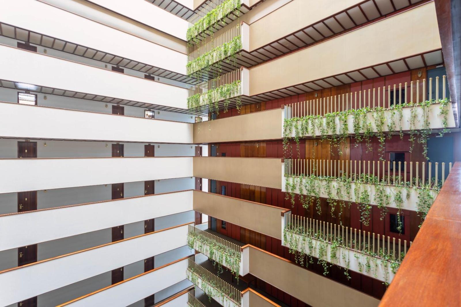 欧鲁米纳斯宫酒店 贝洛哈里桑塔 外观 照片 Interior of the hotel
