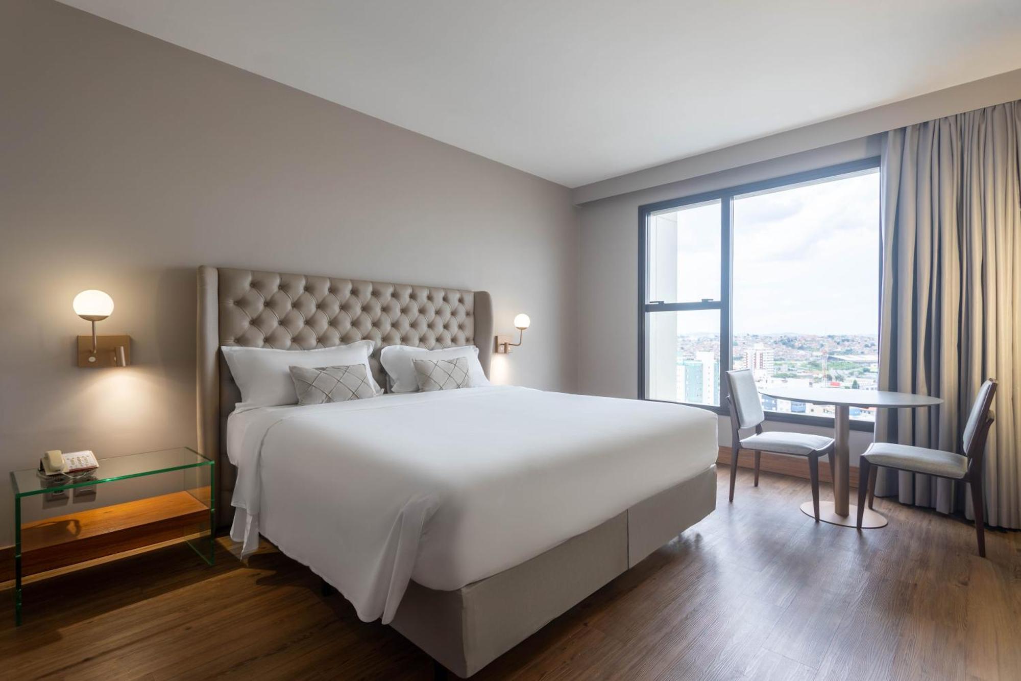 欧鲁米纳斯宫酒店 贝洛哈里桑塔 外观 照片 Deluxe room